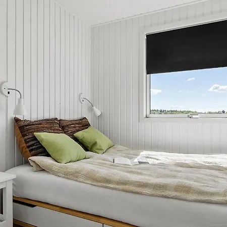 2 Bedroom Lovely In